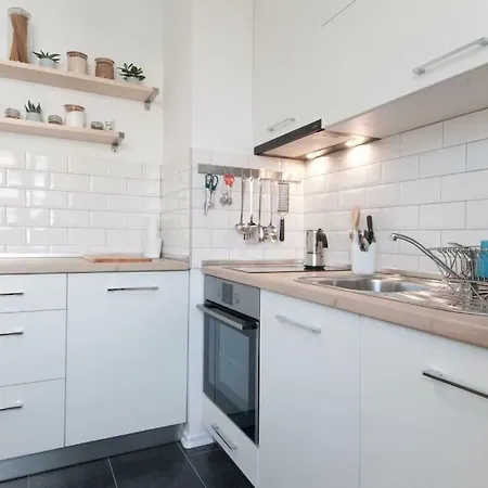 Stylishly Designed In Central Apartment *